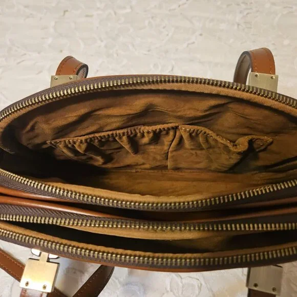 Patricia Nash Rovina Laser Lace Leather Purse Bag-Florence NWT Msrp. $299.95 - Picture 15 of 16